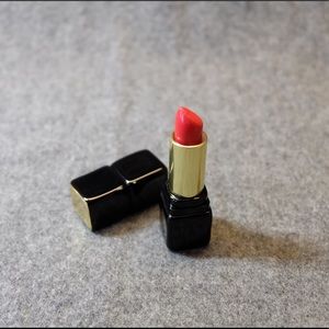 Guerlain KissKiss Creamy Satin Finish Lipstick Rouge Kiss 325 - 0.12 oz